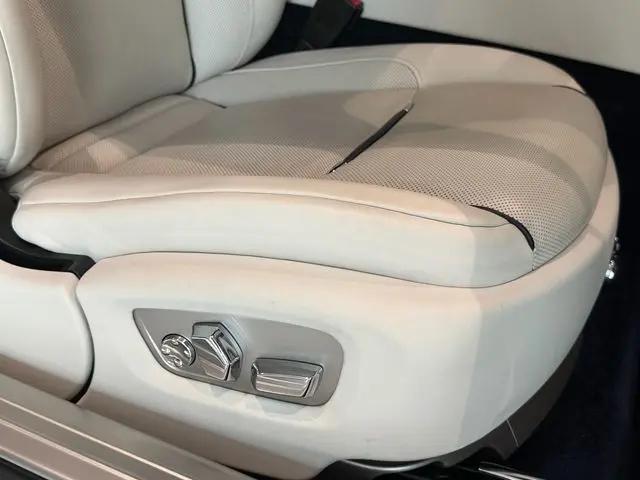2017 Rolls-Royce Dawn Standard