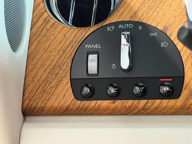 2017 Rolls-Royce Dawn Standard