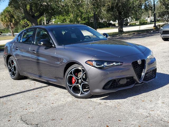 2024 Alfa Romeo Giulia GIULIA VELOCE RWD