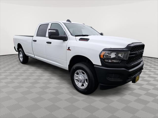 2024 RAM Ram 3500 RAM 3500 TRADESMAN CREW CAB 4X4 8 BOX