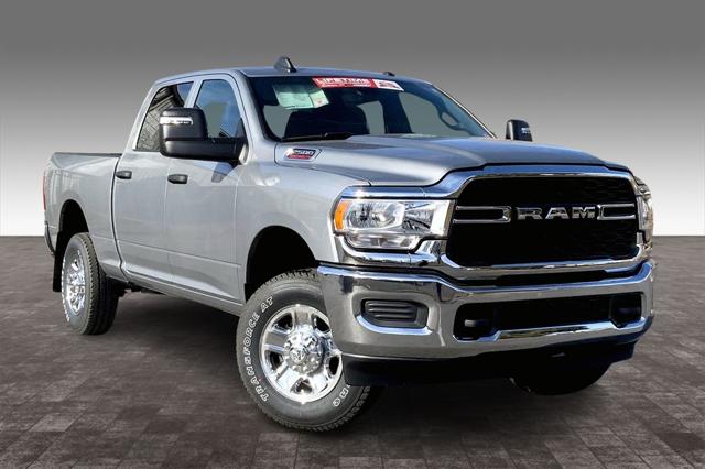 2024 RAM Ram 2500 RAM 2500 TRADESMAN CREW CAB 4X4 64 BOX