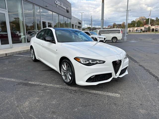 2024 Alfa Romeo Giulia GIULIA Ti AWD