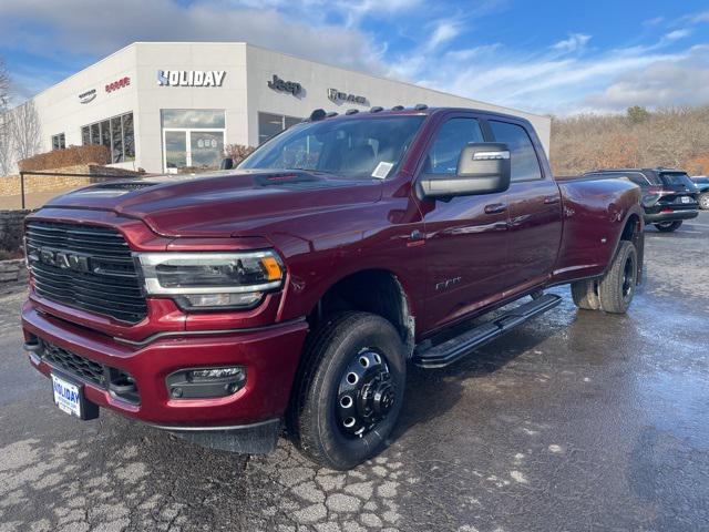 2024 RAM Ram 3500 RAM 3500 LARAMIE CREW CAB 4X4 8 BOX