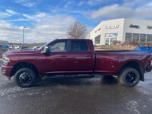 2024 RAM Ram 3500 RAM 3500 LARAMIE CREW CAB 4X4 8 BOX