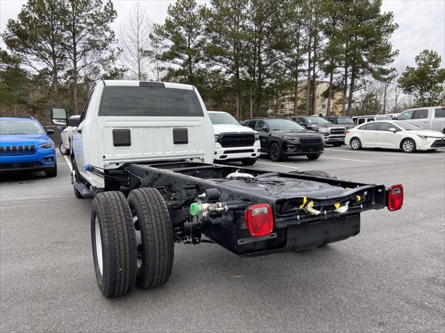 2024 RAM Ram 3500 Chassis Cab RAM 3500 TRADESMAN CHASSIS REGULAR CAB 4X2 84 CA