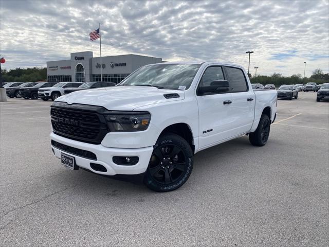 2024 RAM Ram 1500 RAM 1500 LONE STAR CREW CAB 4X4 57 BOX