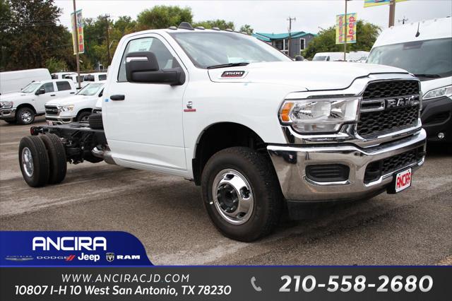 2024 RAM Ram 3500 Chassis Cab RAM 3500 TRADESMAN CHASSIS REGULAR CAB 4X2 84 CA