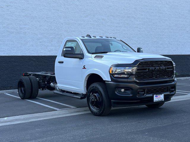 2024 RAM Ram 3500 Chassis Cab RAM 3500 TRADESMAN CHASSIS REGULAR CAB 4X2 84 CA