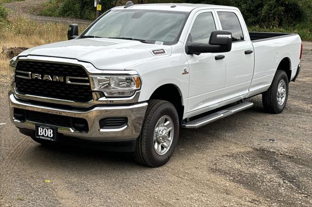 2024 RAM Ram 3500 RAM 3500 TRADESMAN CREW CAB 4X4 8 BOX