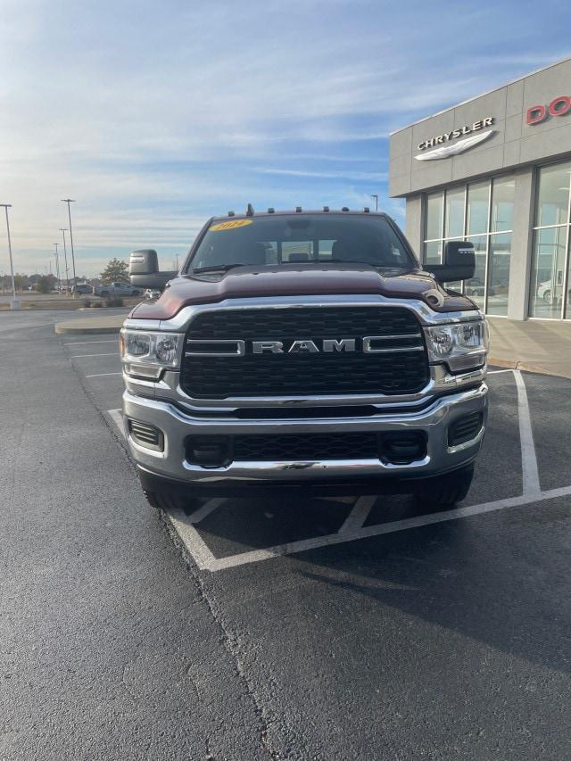 2024 RAM Ram 2500 RAM 2500 TRADESMAN CREW CAB 4X4 64 BOX