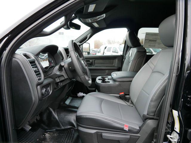 2024 RAM Ram 2500 RAM 2500 TRADESMAN CREW CAB 4X4 64 BOX