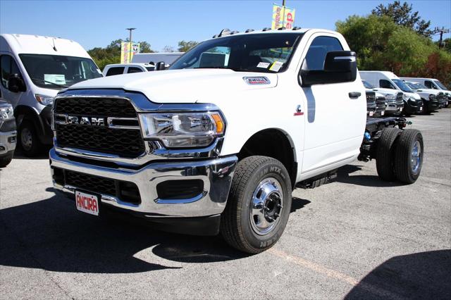 2024 RAM Ram 3500 Chassis Cab RAM 3500 TRADESMAN CHASSIS REGULAR CAB 4X4 60 CA