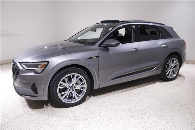 2021 Audi e-tron Prestige quattro
