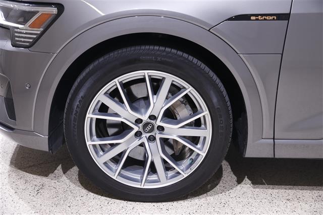 2021 Audi e-tron Prestige quattro