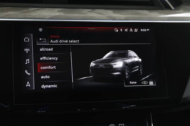 2021 Audi e-tron Prestige quattro