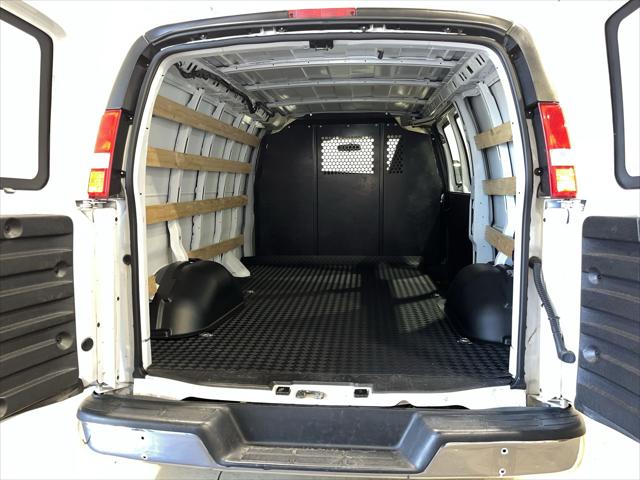 2021 Chevrolet Express Cargo RWD 2500 Regular Wheelbase WT