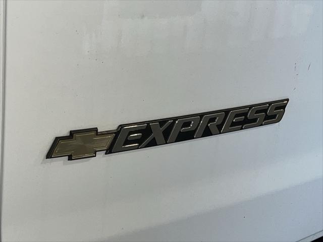 2021 Chevrolet Express Cargo RWD 2500 Regular Wheelbase WT