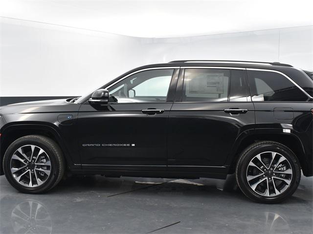 2022 Jeep Grand Cherokee 4xe Overland 4x4