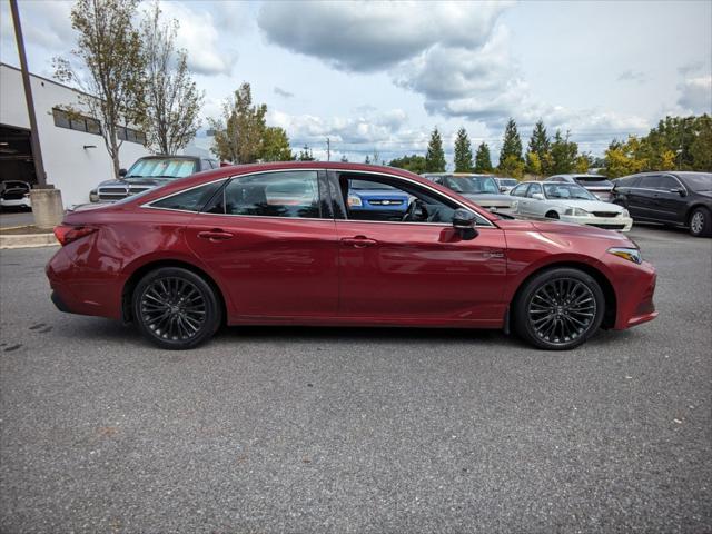 2019 Toyota Avalon Hybrid XSE