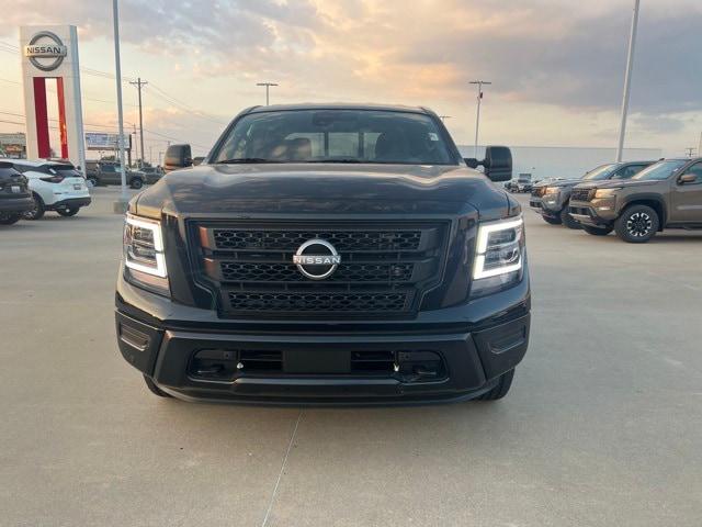 2024 Nissan Titan Crew Cab SV 4x4