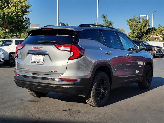 2024 GMC Terrain AWD AT4 21