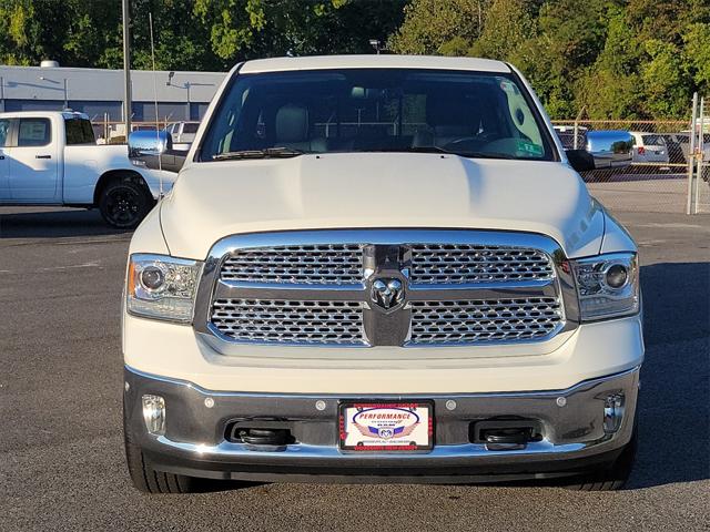 2018 RAM 1500 Laramie Crew Cab 4x4 57 Box