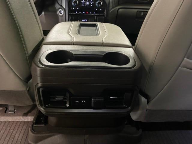 2021 Chevrolet Silverado 1500 4WD Crew Cab Short Bed RST