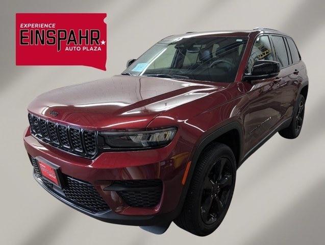 2023 Jeep Grand Cherokee Altitude 4x4 for sale in Brookings, SD