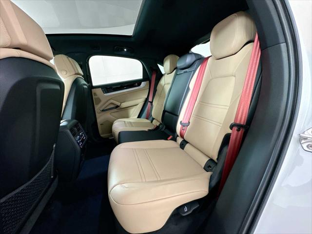 2024 Porsche Cayenne Unknown