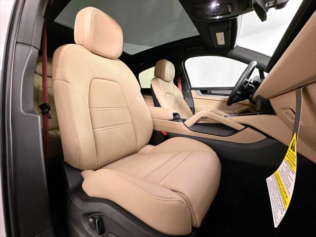 2024 Porsche Cayenne Unknown