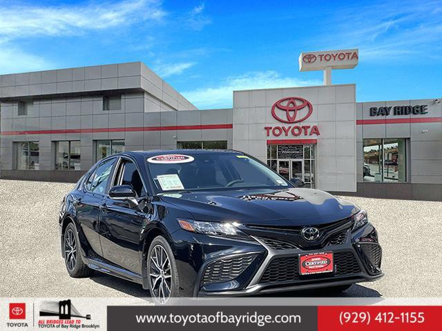 2023 Toyota Camry SE [2]