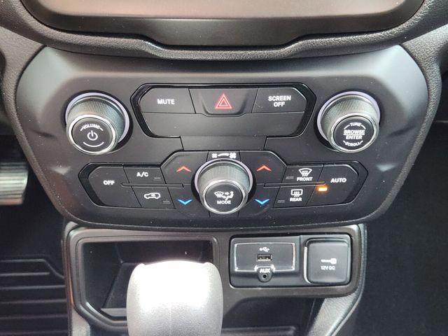 2020 Jeep Renegade Altitude FWD