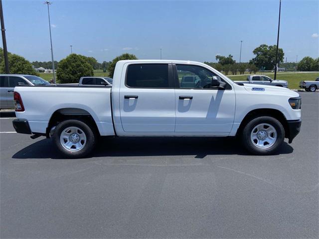 2023 RAM Ram 1500 RAM 1500 TRADESMAN CREW CAB 4X2 57 BOX