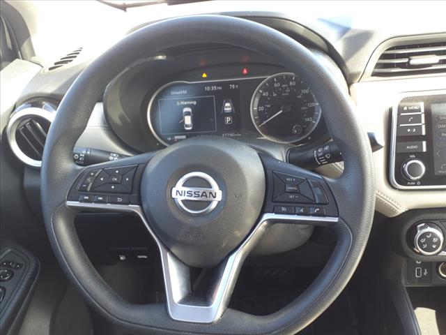 2020 Nissan Versa SV Xtronic CVT