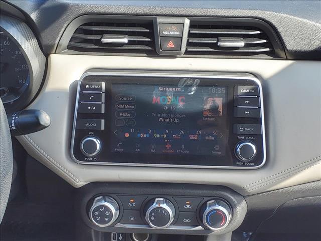 2020 Nissan Versa SV Xtronic CVT