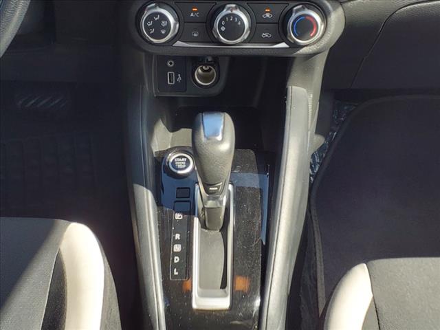2020 Nissan Versa SV Xtronic CVT