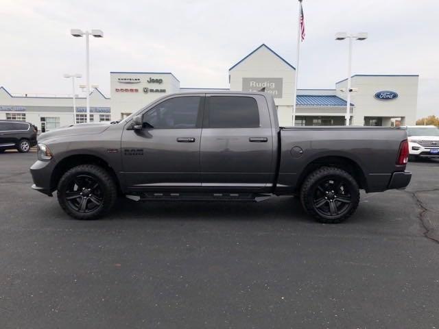 2017 RAM 1500 Night Crew Cab 4x4 57 Box