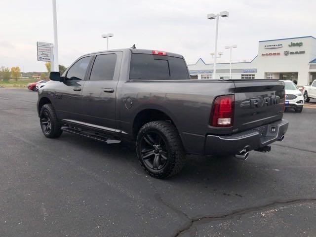 2017 RAM 1500 Night Crew Cab 4x4 57 Box