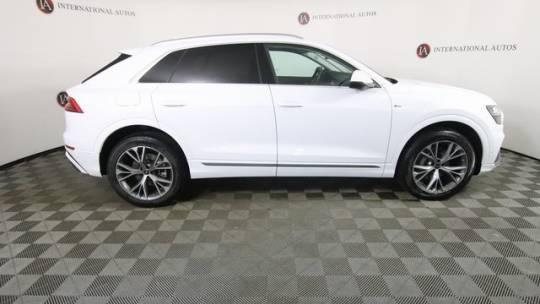 2023 Audi Q8 Premium Plus 55 TFSI quattro Tiptronic