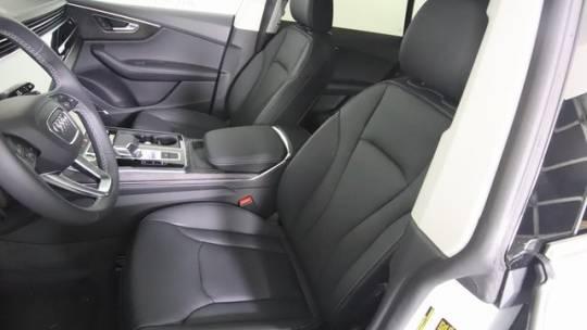 2023 Audi Q8 Premium Plus 55 TFSI quattro Tiptronic