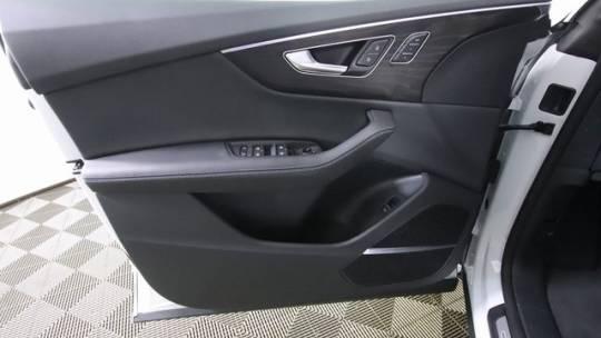 2023 Audi Q8 Premium Plus 55 TFSI quattro Tiptronic