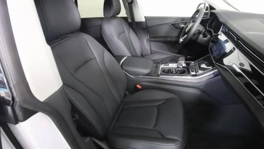 2023 Audi Q8 Premium Plus 55 TFSI quattro Tiptronic