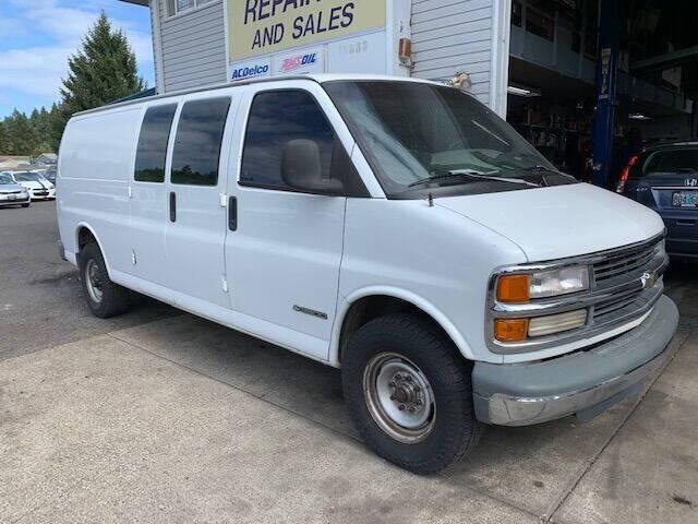 1999 Chevrolet Express Base