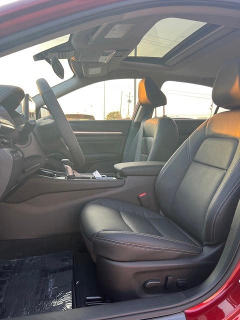 2024 Nissan Altima SL FWD