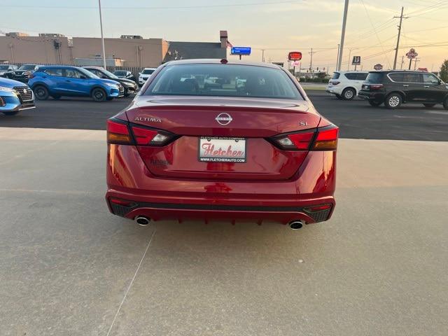2024 Nissan Altima SL FWD