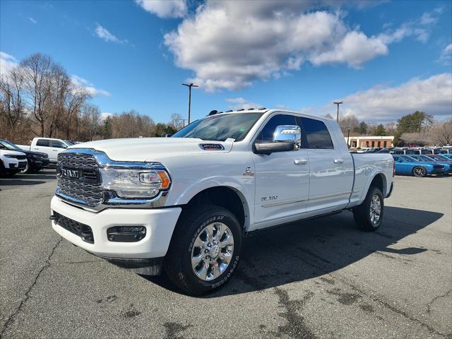 2024 RAM Ram 2500 RAM 2500 LIMITED MEGA CAB 4X4 64 BOX