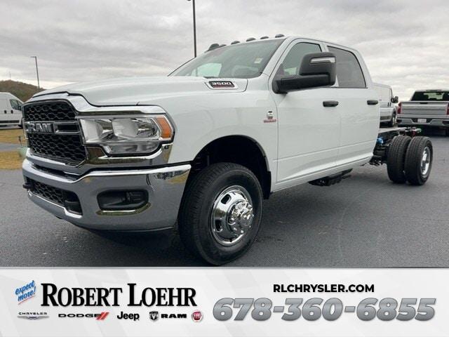 2024 RAM Ram 3500 Chassis Cab RAM 3500 TRADESMAN CREW CAB CHASSIS 4X4 60 CA