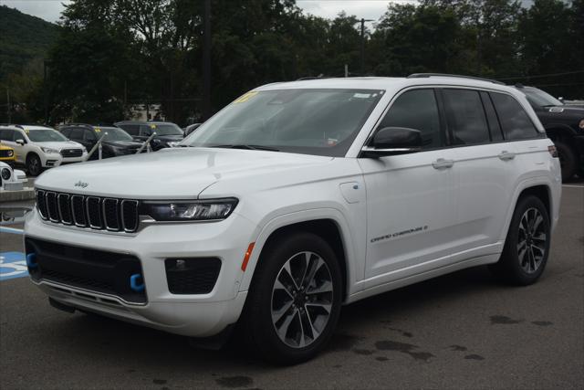 2022 Jeep Grand Cherokee 4xe Overland 4x4 2022 Jeep Grand Cherokee 4xe Overland 4x4