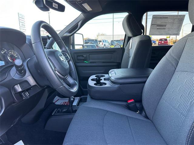 2024 Ram 3500 Tradesman Crew Cab 4x4 8 Box