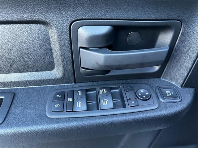 2024 Ram 3500 Tradesman Crew Cab 4x4 8 Box